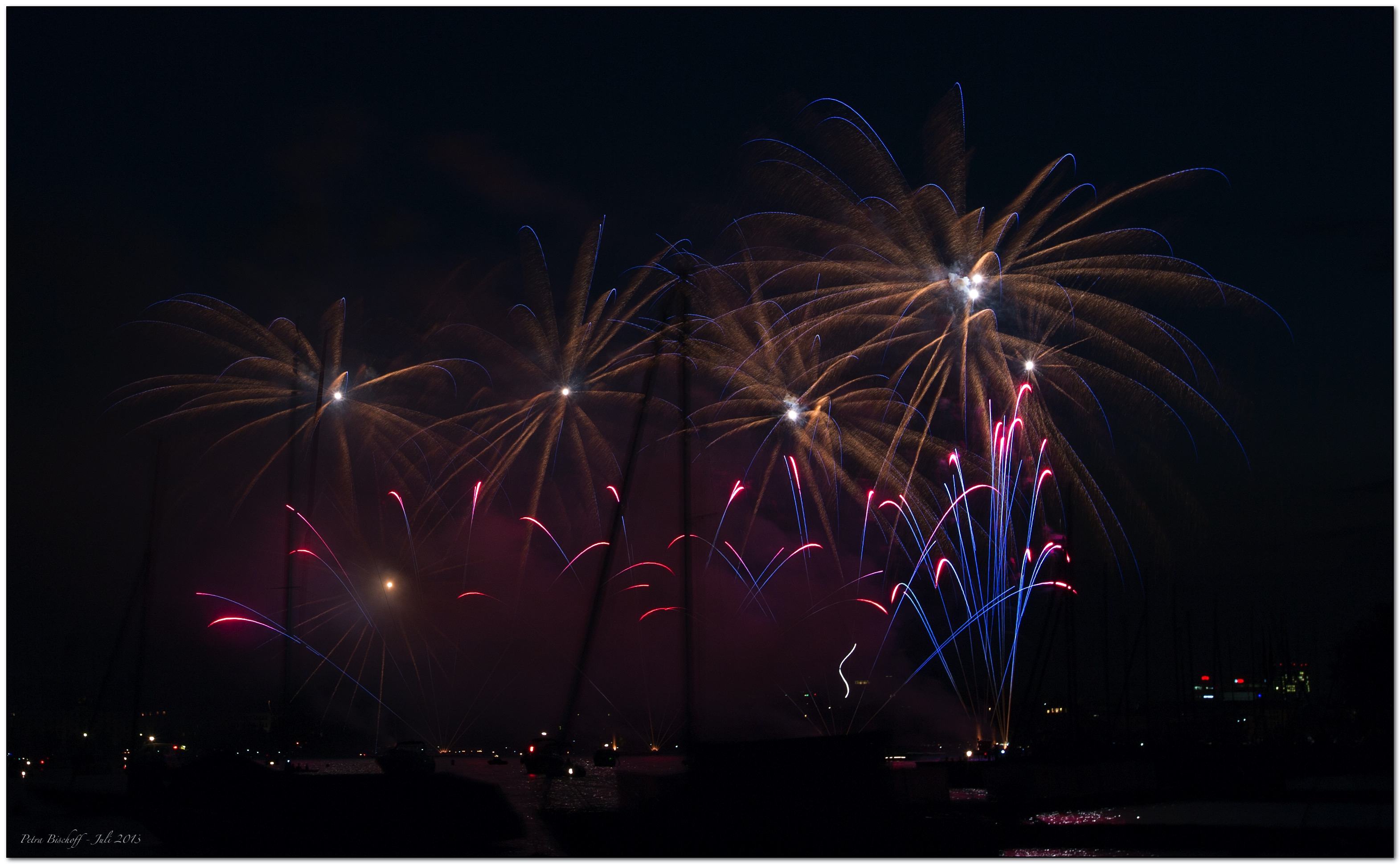 &copy; Petra Bischoff