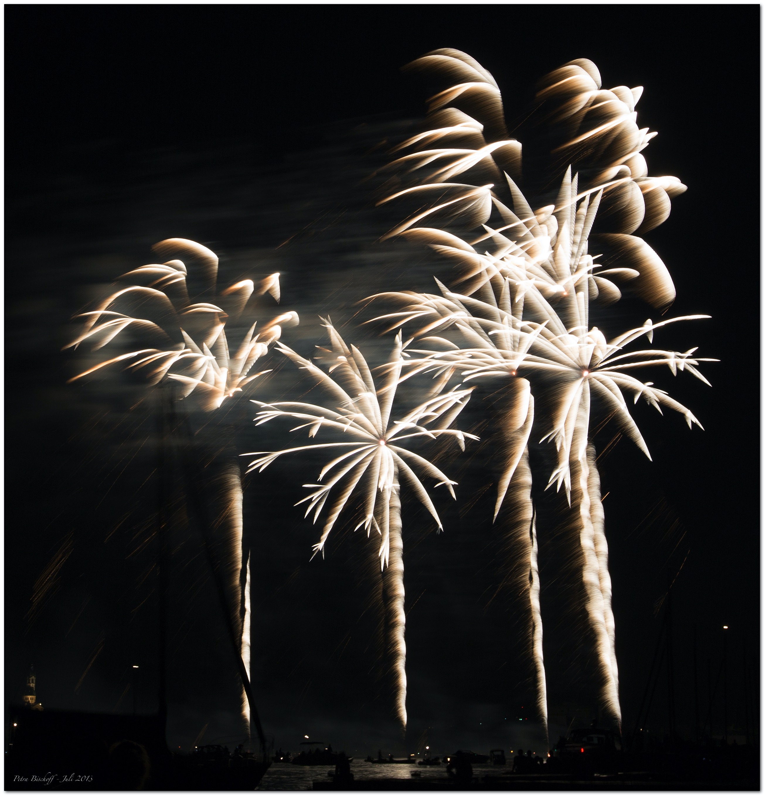 &copy; Petra Bischoff