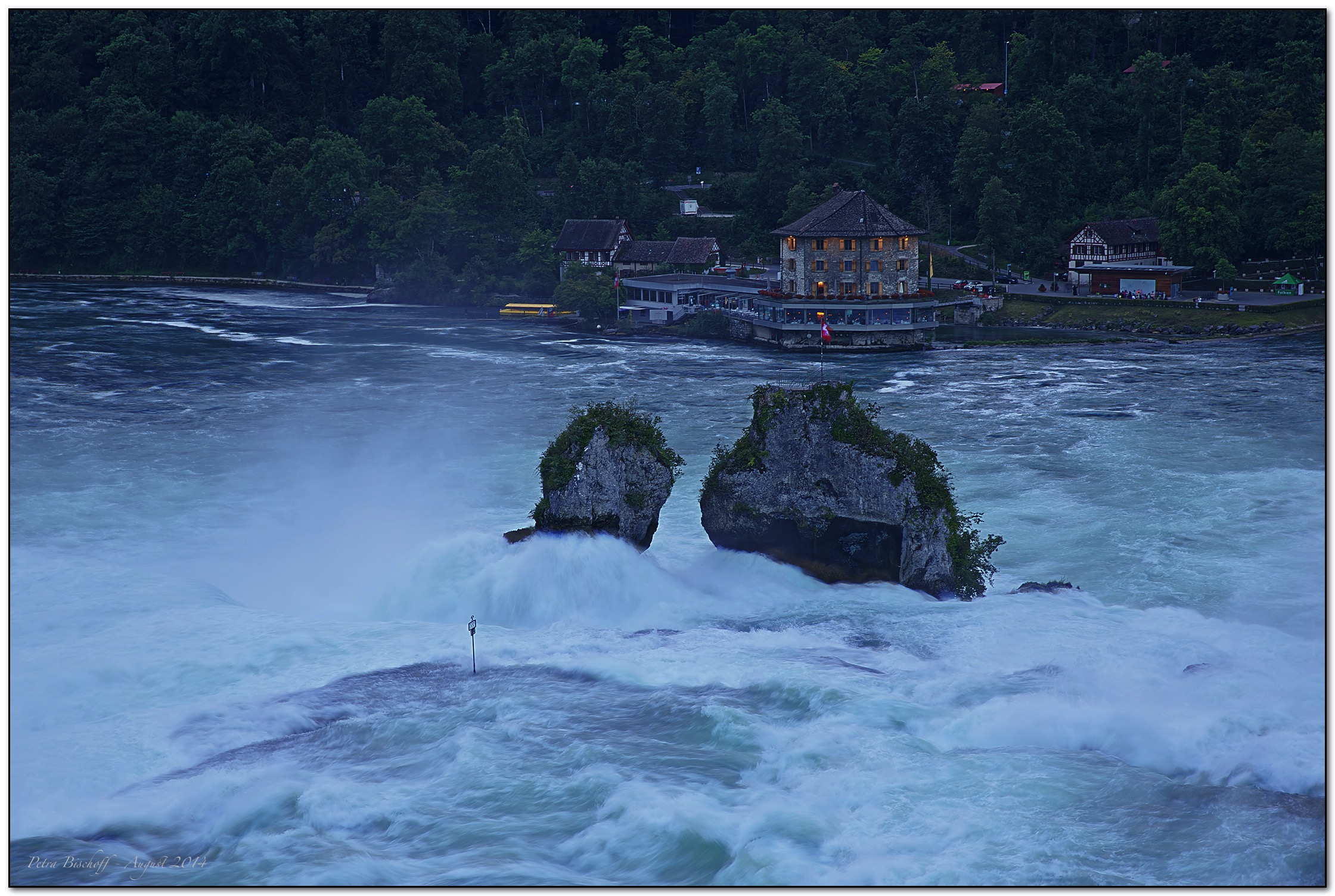 &copy; Petra Bischoff