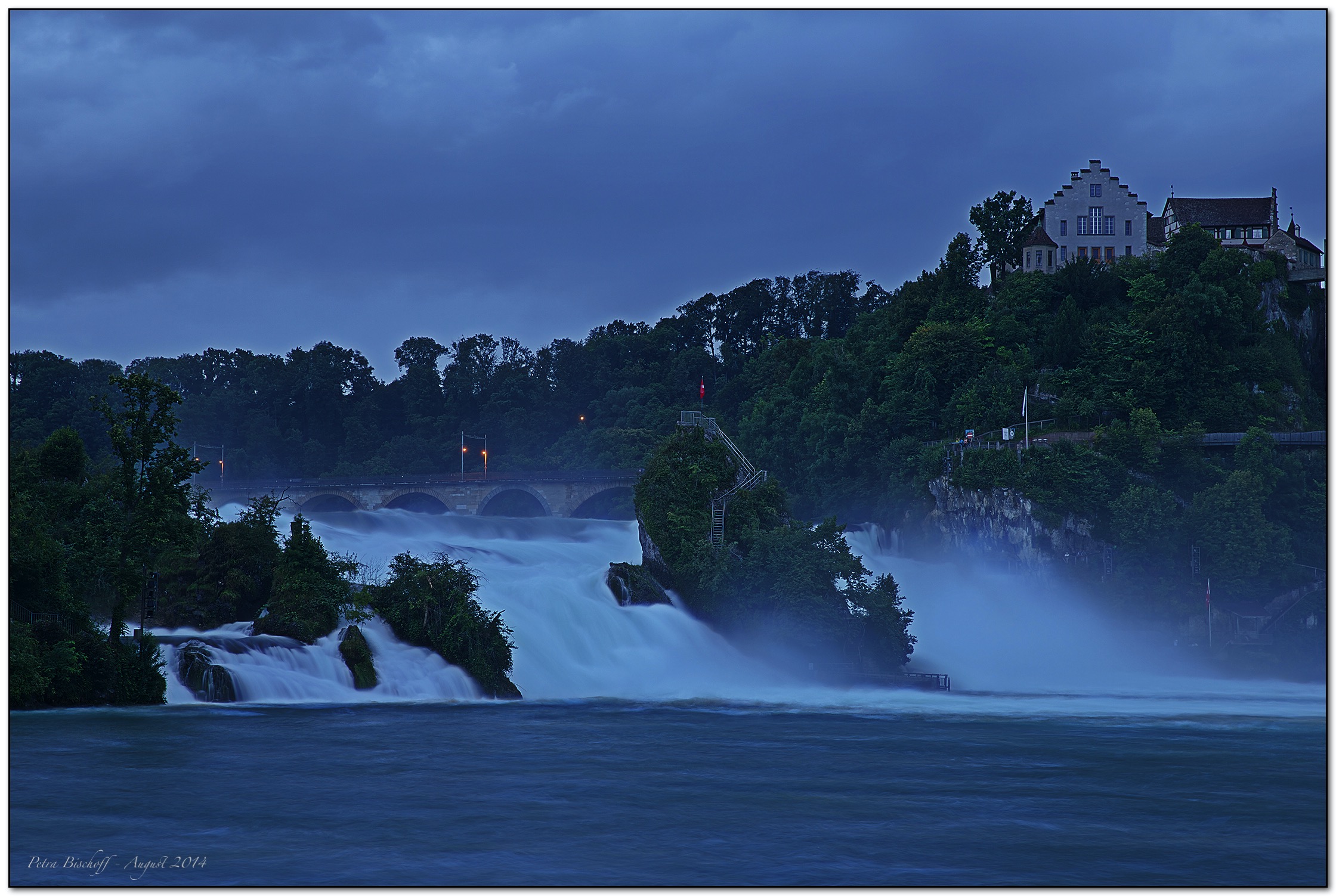 &copy; Petra Bischoff