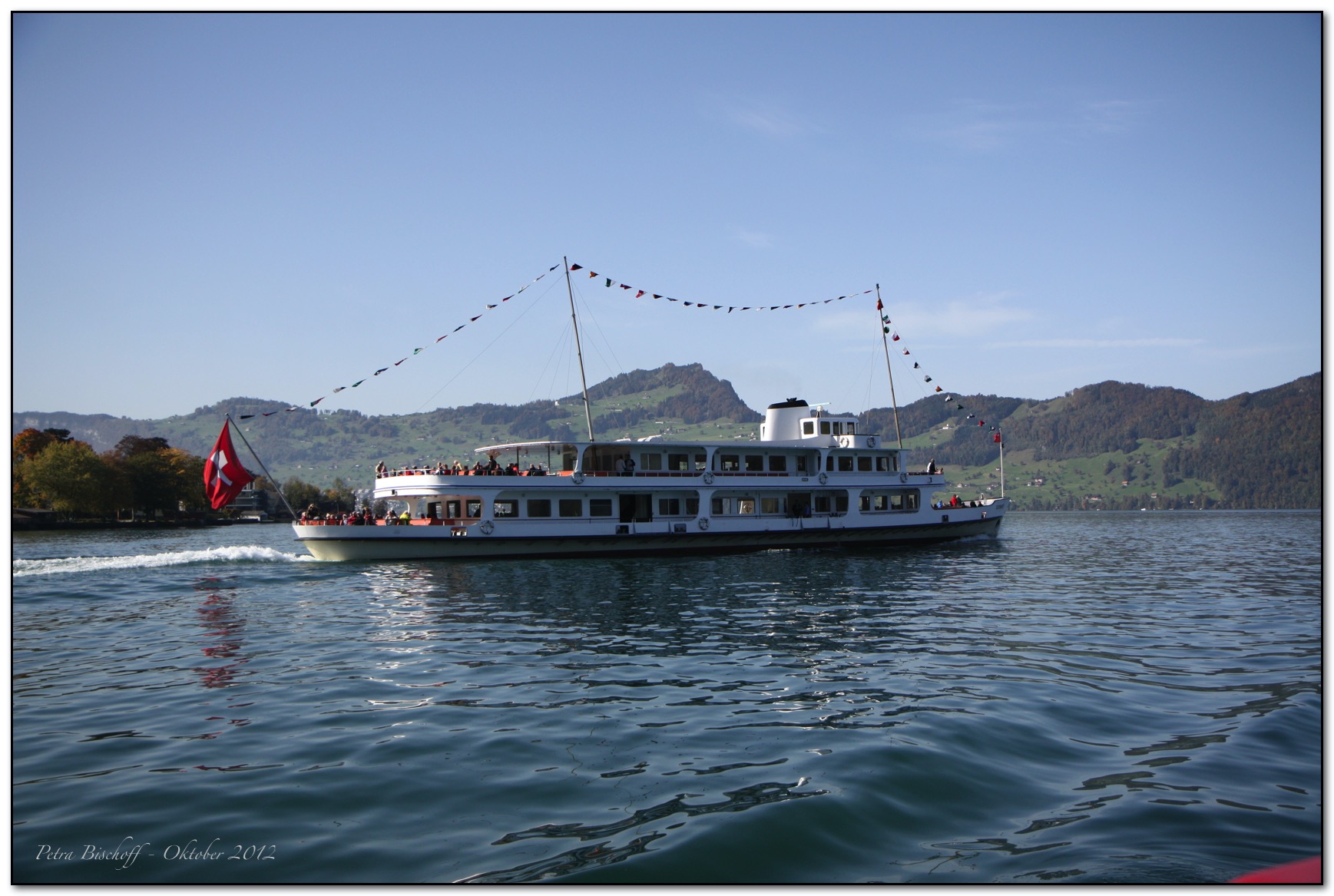 &copy; Petra Bischoff