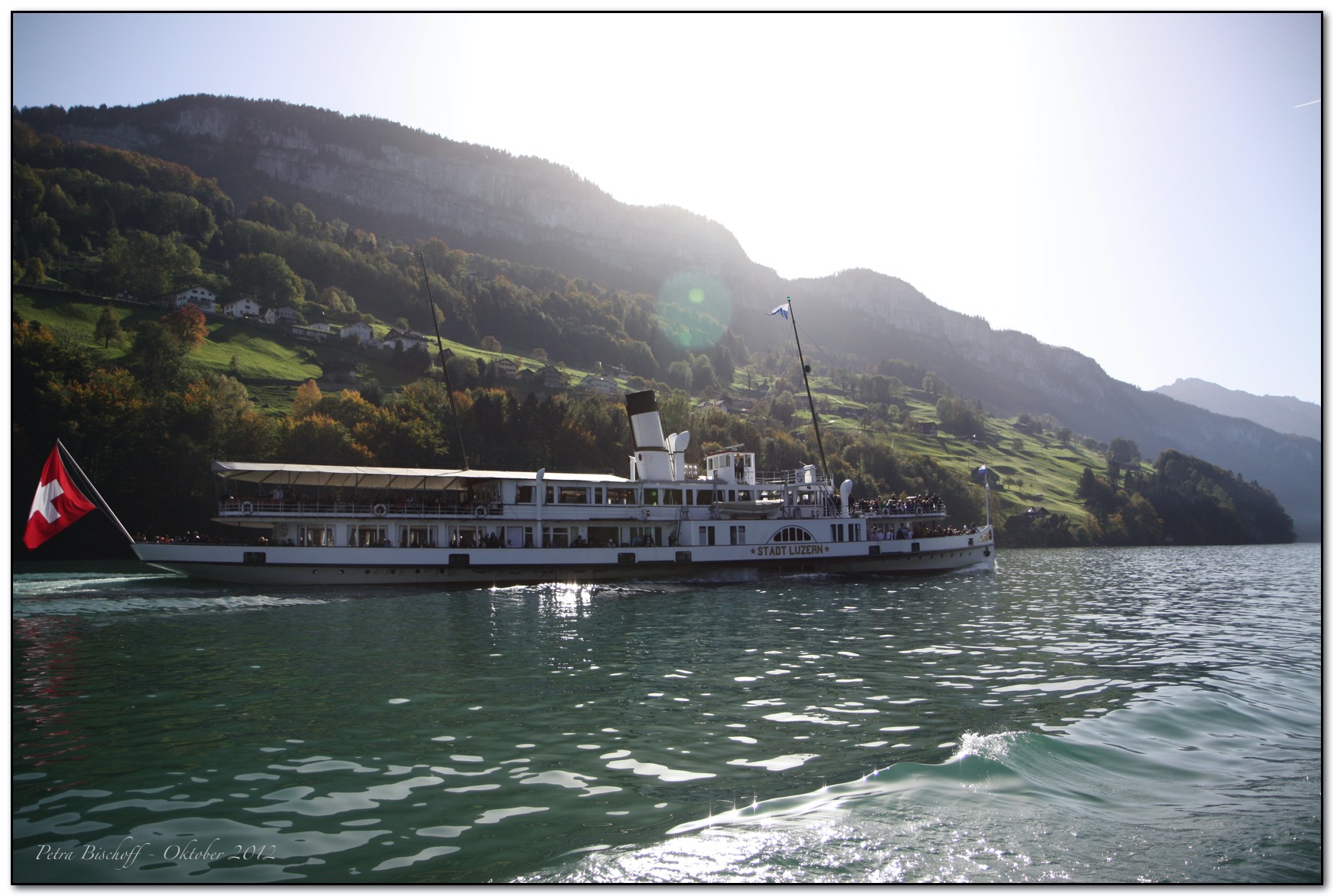 &copy; Petra Bischoff