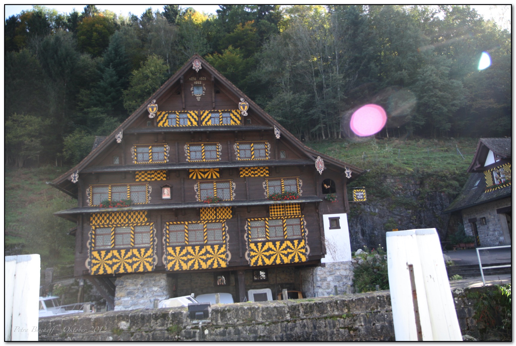 &copy; Petra Bischoff